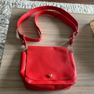 NWOT Loungefly Disney Limited Edition Purse Release Crossbody Pin Trader Red Bag